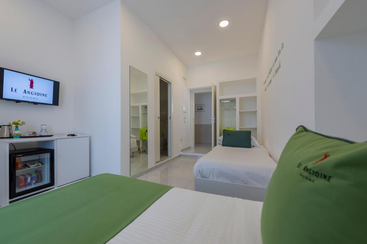 Le Angioine Rooms Napoli Eksteriør billede
