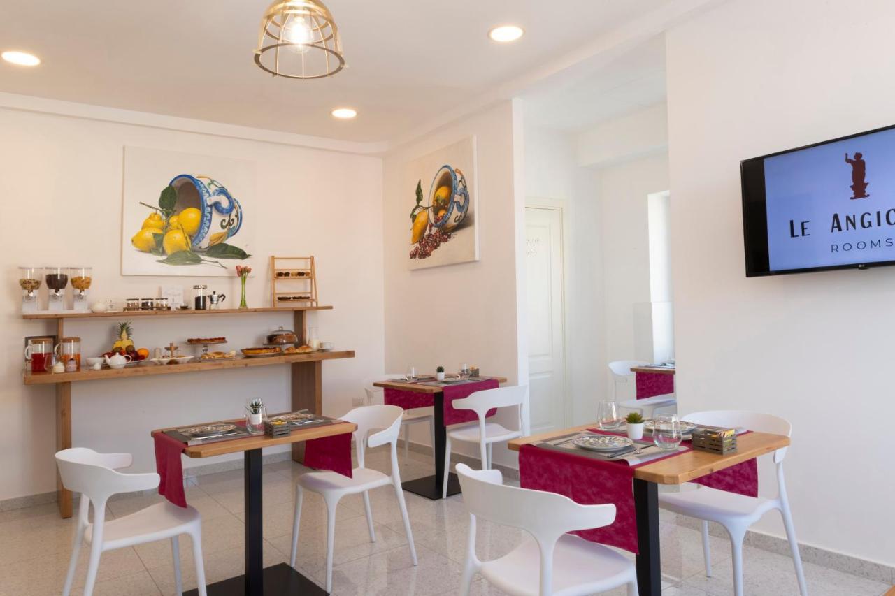 Le Angioine Rooms Napoli Eksteriør billede