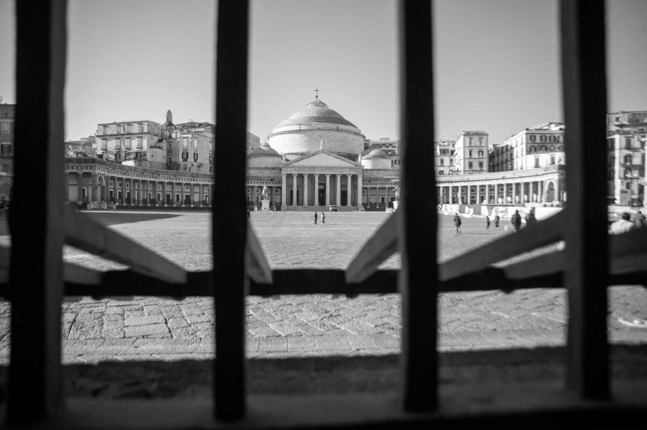 Le Angioine Rooms Napoli Eksteriør billede