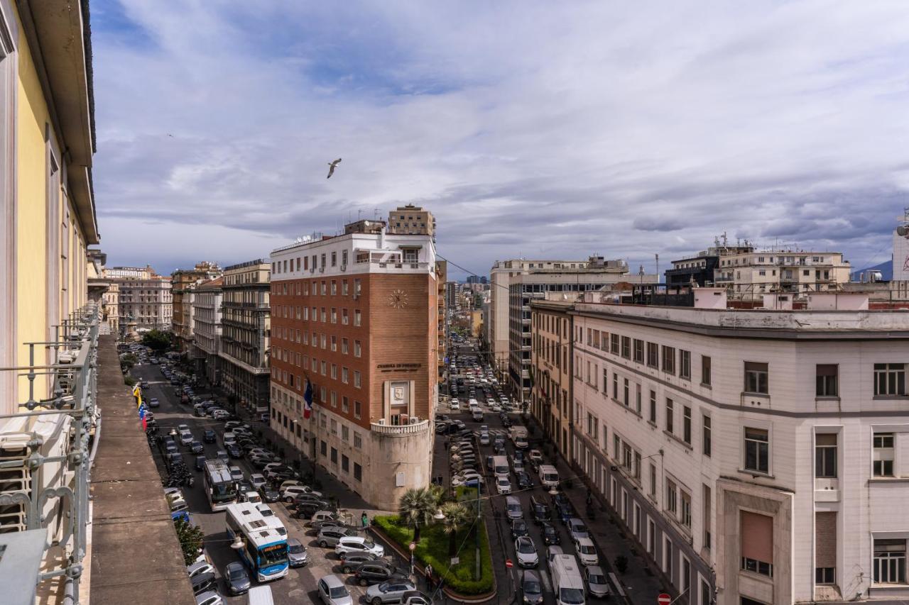 Le Angioine Rooms Napoli Eksteriør billede