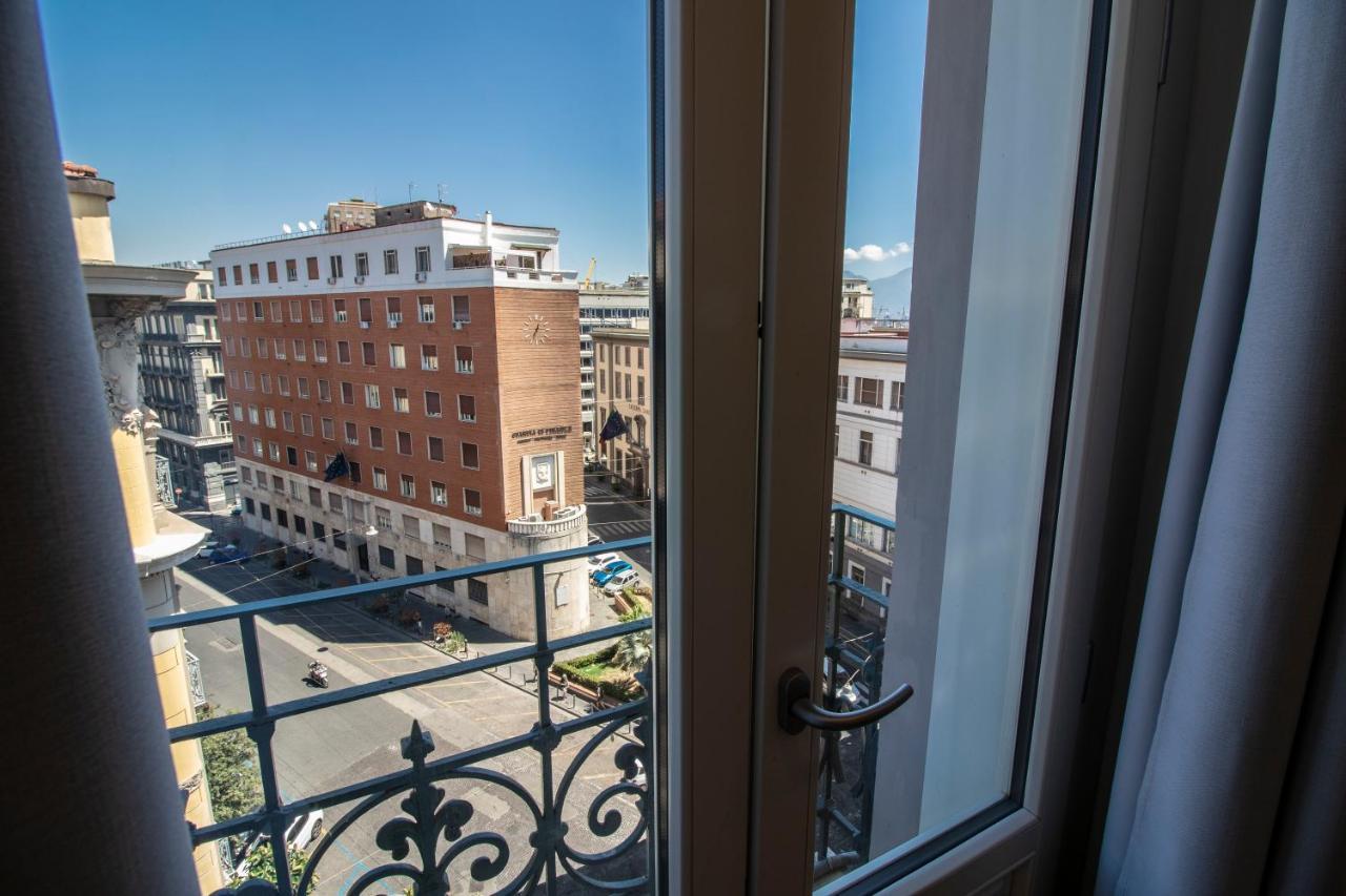 Le Angioine Rooms Napoli Eksteriør billede