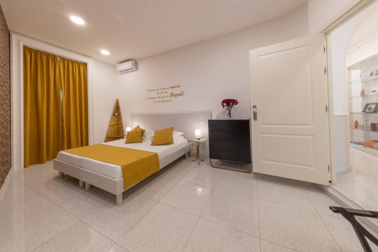Le Angioine Rooms Napoli Eksteriør billede