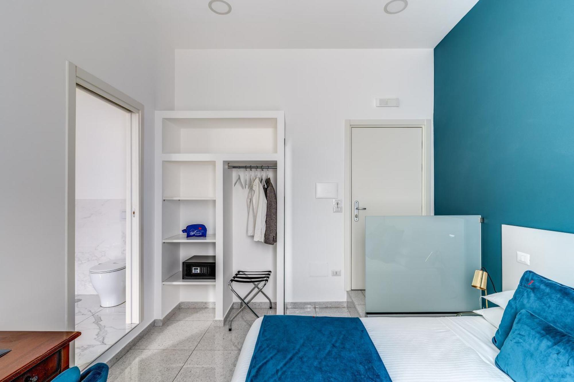 Le Angioine Rooms Napoli Eksteriør billede
